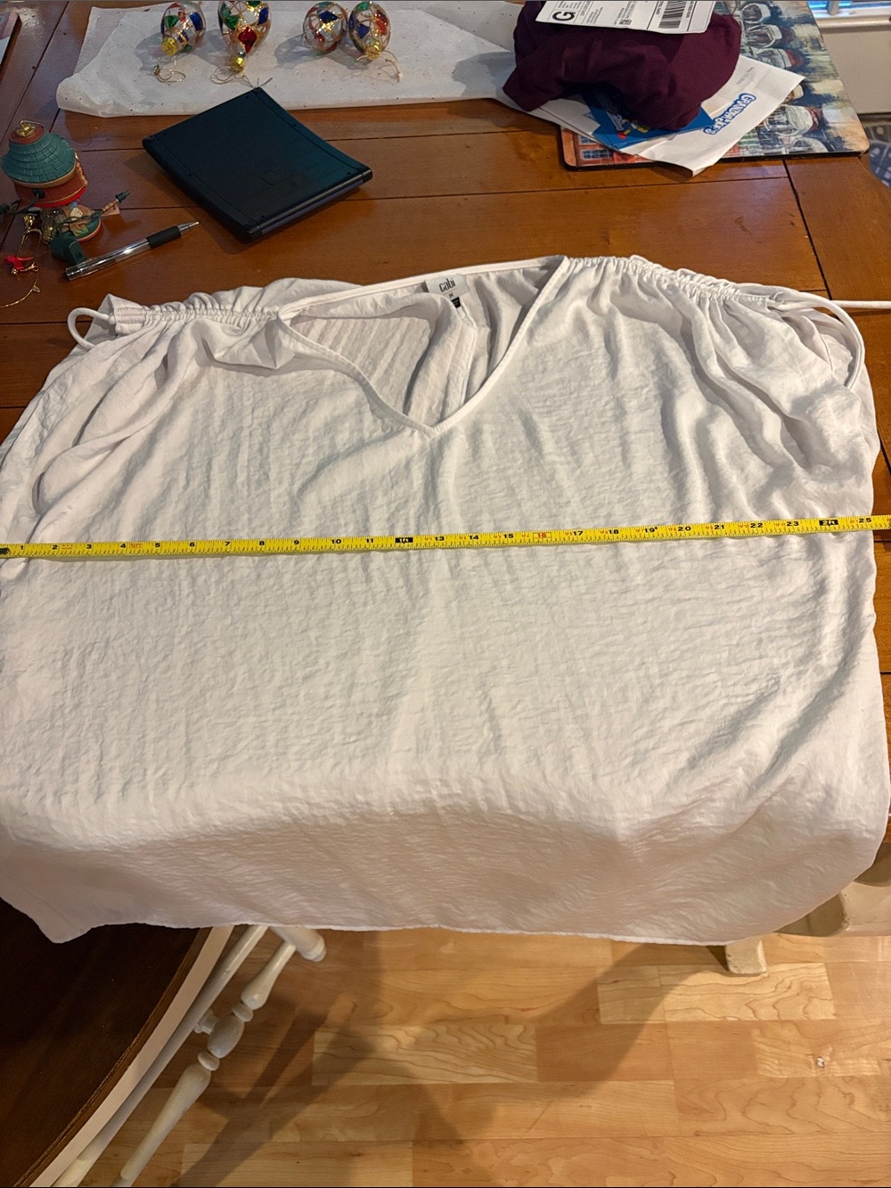 CAbi Seaside Top, short sleeve, with gathered sleeves, medium, generous cut - Picture 7 of 8